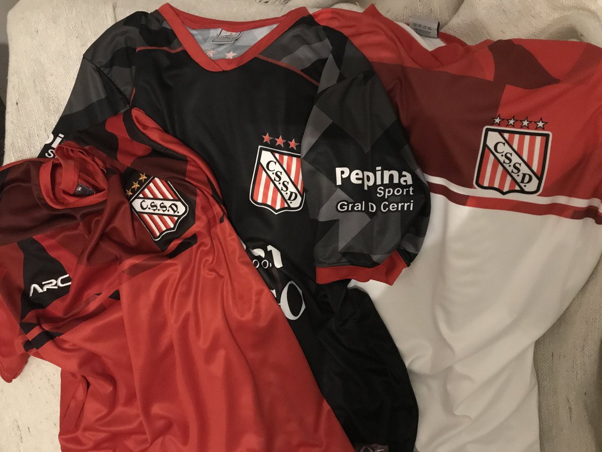 Albirrojo_ES's tweet photo. 🇦🇹🏆SORTEO🏆🇦🇹

Sigue todos los pasos para ganar una de las camisetas

👉Síguenos en Twitter, MG y RT 
👉Etiqueta a dos amigos junto a #Sansinena 
👉Síguenos en Instagram @sansinena_esports 

¡Hasta el 12 enero podés participar! https://t.co/INX0PEjzRM