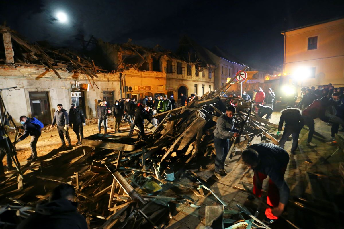 Media_Selangor's tweet photo. Selangor Journal | No Malaysians registered living in earthquake’s epicentre in Petrinja https://t.co/Cj9fjJvh9E https://t.co/TuskLk5wlD