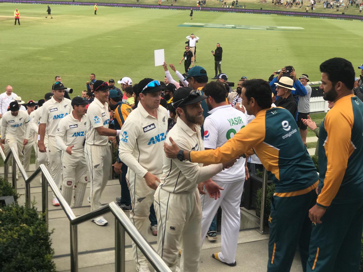 BLACKCAPS's tweet photo. Thanks for an EPIC TEST @TheRealPCB 🤝
#NZvPAK #CricketNation https://t.co/9GzMfHYx5i