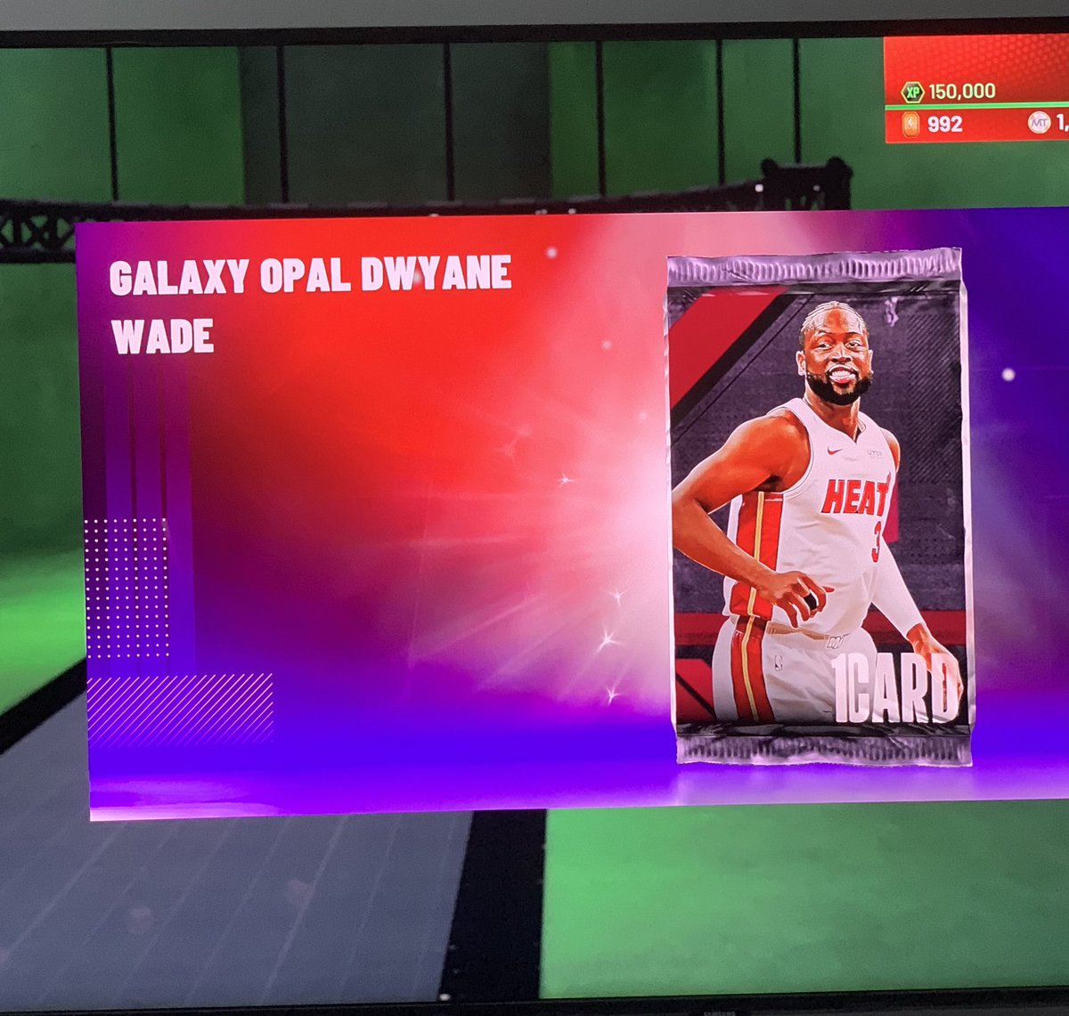 rjn06's tweet photo. Lucky day for me! @Big_C_Richy23 @Bio2k_ @mosballin @Witness2k17 @ItsShake4ndbake @xDcentric @NBA2K_MyTEAM https://t.co/XP12haefWi