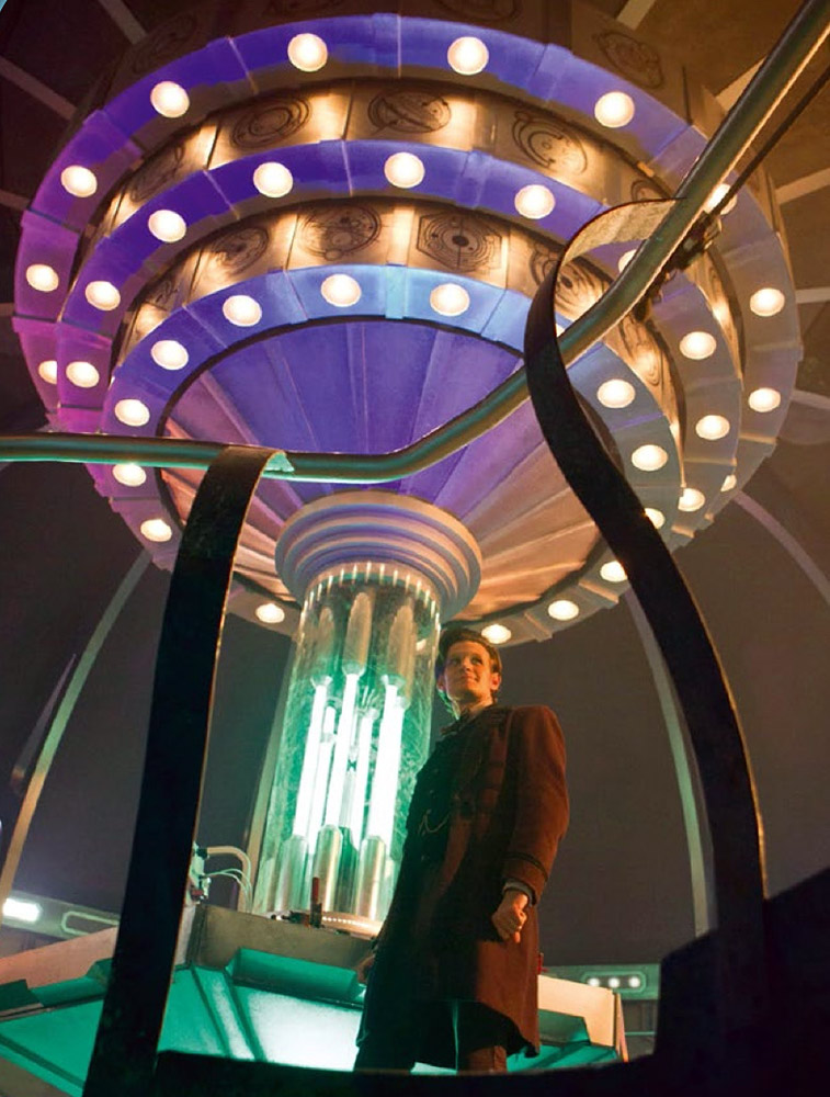  #TwelveDaysOfTARDISInteriors day 6Doctor Who and the Neon ModernismWith production moving to Roath Lock in Cardiff Bay it was decided to build a new design of standing set for the 50th anniversary year, debuting in The Snowmen.