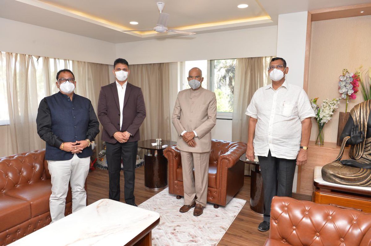 manishpatelbjp's tweet photo. Thank you for your kind words Hon'ble President sir. It was a great honour to meet you. 
#DIU #Visit 
#Presidentofindia 
#MemoryOfLifetime https://t.co/VLMFGa7wJV