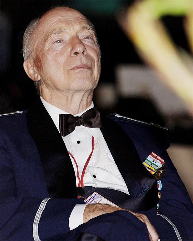 He served in World War II, the Korean War, the First Indochina War, and the Vietnam War. From Private to Colonel in 38 years.After retirement, he volunteered, helping veterans for 40 years.Colonel Steve dePyssler died of COVID-19.