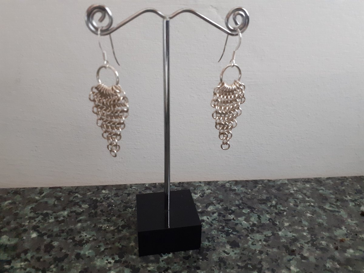 ArtisanJByViv's tweet image. Chainmaille Earrings, Sterling Silver Chandelier Earrings, Dangle Earrings, Stocking Stuffers For Women, Mum Christmas Gift tuppu.net/b2bcf095 #Etsy #BeadsofCreation #StockingStuffers