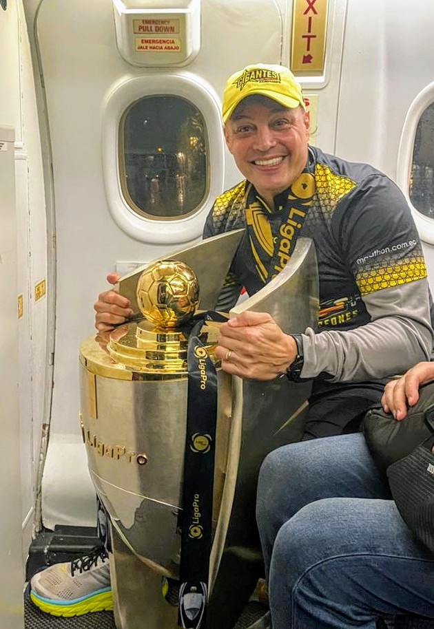 AlfaroMoreno's tweet image. #Campeones 
Gloria a Dios! 
Disfrute nuestro pueblo Barcelonista!
#Vamosporla16