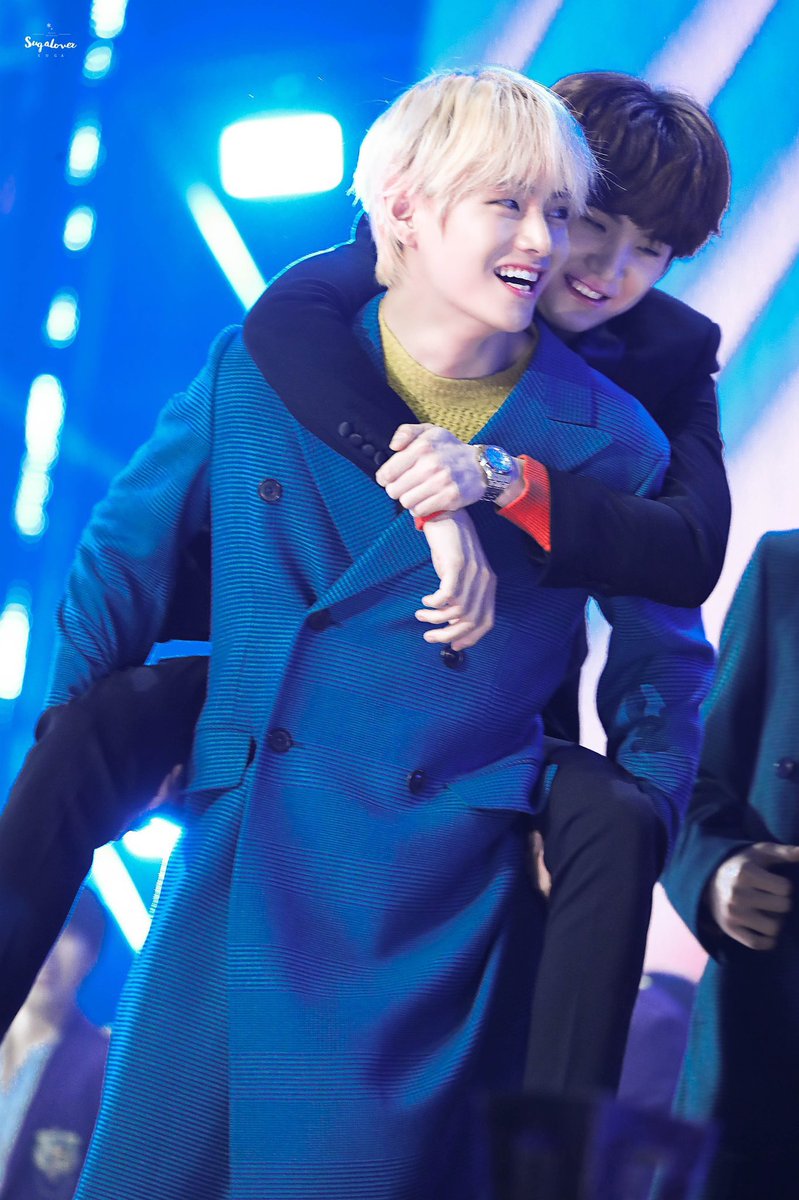 won’t ever forget this iconic moment. I mean it’s been solved but the chaos and confusion when this happened ?? EVERYONE WAS JUST “WHAT WHY” ?? HAHDJFJFJG anyway it’s been solved bc yoongi is just whipped for tae and couldn’t refuse him but I just wanted to include this 