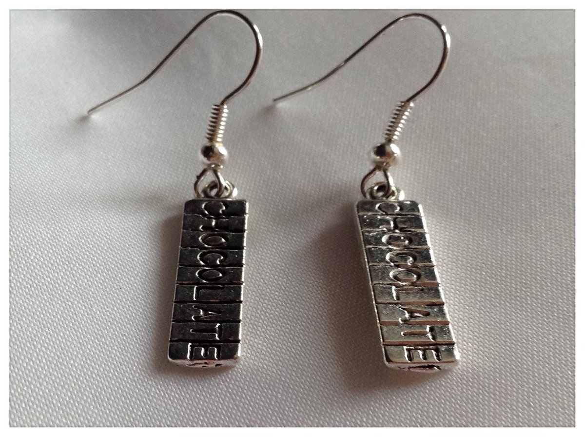 ArtisanJByViv's tweet image. Novelty Earrings, Chocolate Earrings, Food Earrings, Chocolate Gift For Adults, Miniature Food Earrings, Whimsical Earrings, tuppu.net/6519e689 #Etsy #BeadsofCreation #EarringsUnder10