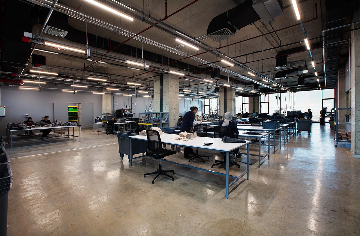 XXI (@xxidergisi) on Twitter photo Ven Mimarlık tasarımı Arden Medikal fabrika binası, yalın kübik formuyla konumlandığı sanayi dokusunda bir röper noktası oluşturuyor. <a href="/VENarchitecture/">VENarchitecture</a>
xxi.com.tr/i/yalin-kubik
📷Gürkan Akay Ven Mimarlık tasarımı Arden Medikal fabrika binası, yalın kübik formuyla konumlandığı sanayi dokusunda bir röper noktası oluşturuyor. <a href="/VENarchitecture/">VENarchitecture</a>
xxi.com.tr/i/yalin-kubik
📷Gürkan Akay