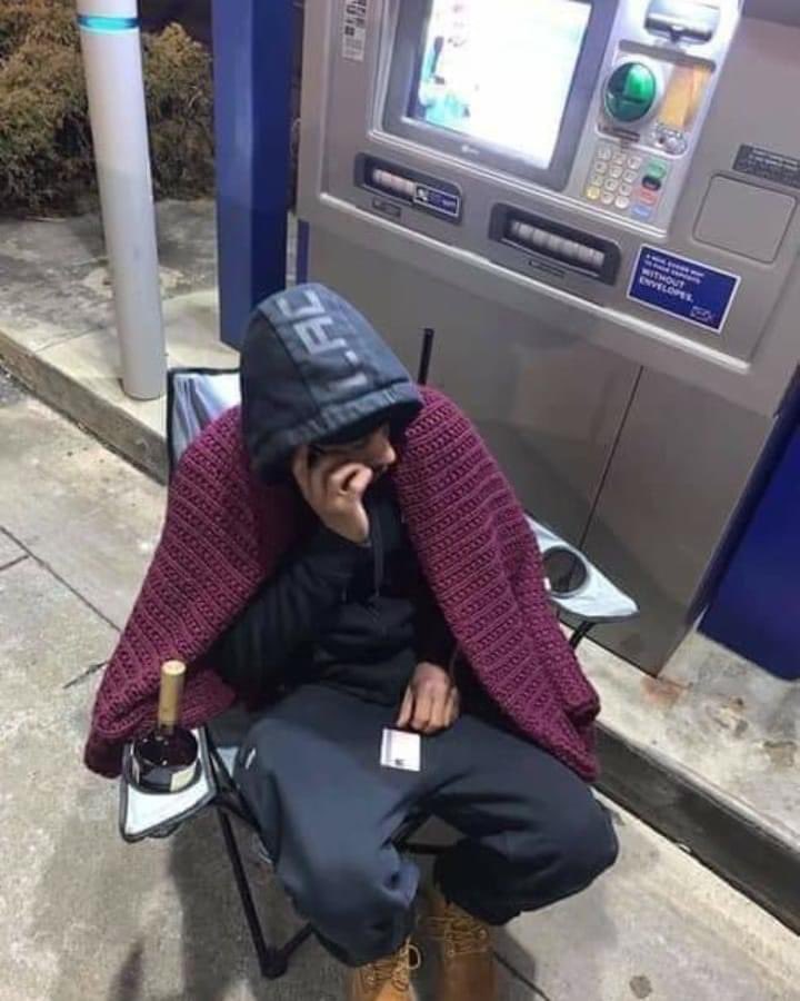 MadKaiju's tweet photo. On my bank app like... #stimmulus https://t.co/r6NAeOfu7i