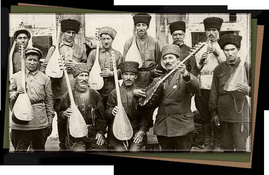 HautKarabakh's tweet photo. Les ashiqs jouent du saz et leurs chansons sont semi-improvisées. Cet art est l’un des symboles de la culture azerbaïdjanaise et considéré comme un emblème de l’identité nationale et le gardien de la langue, de la littérature et de la musique azerbaïdjanaises. 
#Hautkarabagh https://t.co/O7gBQsRHKm