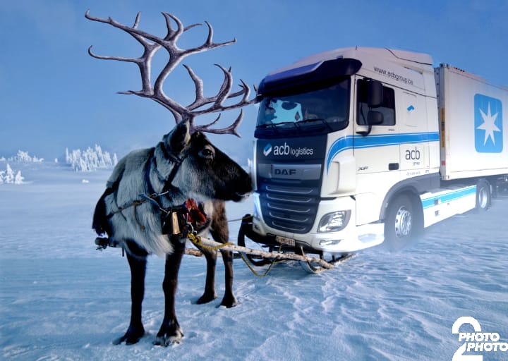 Peter7andvliet's tweet photo. Rudolf the ACB Reindeer.
#acblogistics #acbcontainers #acbgroup #ashcco #antwerp #zeeconrainers #christmasdecor #Christmas_love #WinterWonderland #winterweather #rudolphtherednosedreindeer #winteriscoming #snow #HappyNewYear #HappyHolidays #vrachtwagenchauffeur #zeecontainers https://t.co/V3an9N5iIy