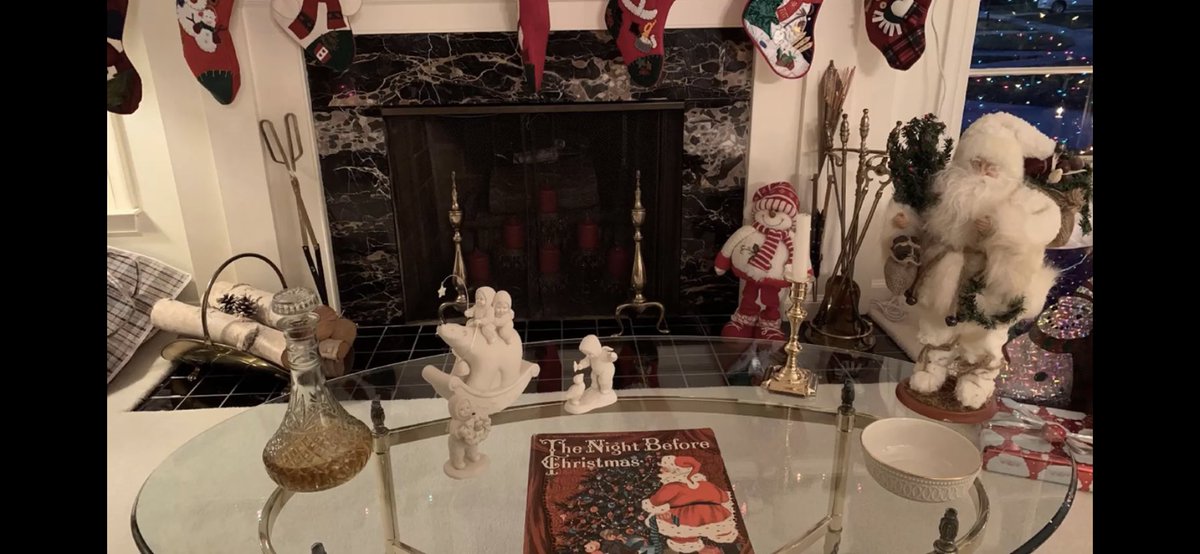 JoyofCreation2's tweet photo. Christmas Music Traditional Instrumental ft. Beautiful Holiday Decoratio... https://t.co/AJurrdlm4w via @YouTube https://t.co/QxOfuZC3p5