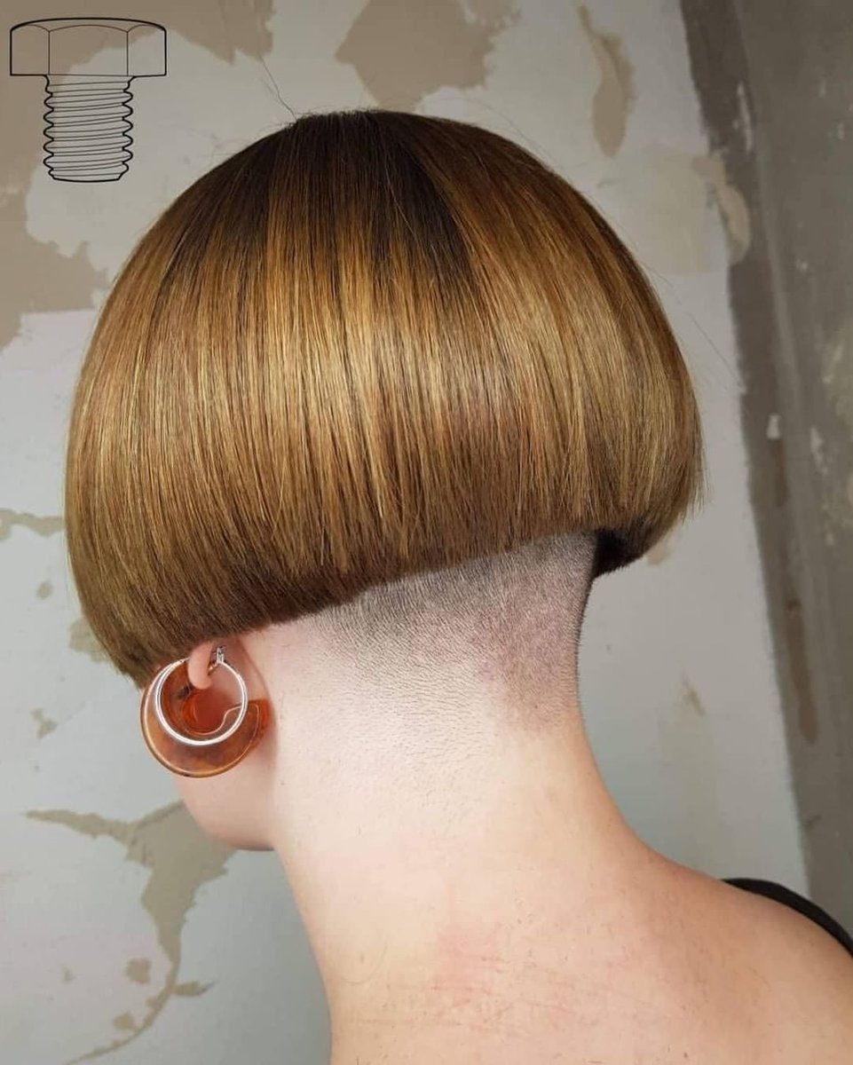 wertz41's tweet photo. #undercut #undercutbob #shortnape #nape #haircut #刈り上げ女子 #napeshave https://t.co/wj8Ypd1VbO