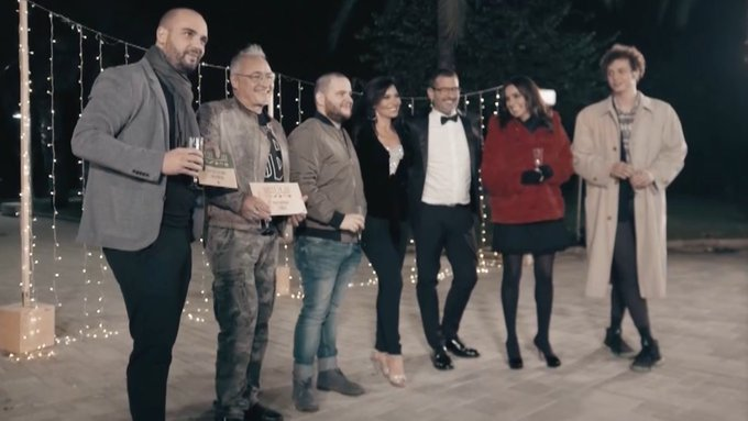 MÁXIMO para el especial <a href="/CartesJocAPunt/">Cartes en joc</a> con el 5.5% de share y 114.000 espectadores de audiencia media siendo además lo + VISTO de <a href="/apunt_media/">À Punt</a> en el día. 

Un total de 195.000 personas vieron en algún momento el espacio gastronómico presentado por <a href="/jgarriserra/">Jordi Garrido Serra</a>.

#Audiencias 📺📊