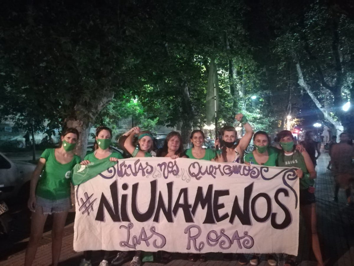VaniCapiglioni's tweet photo. #ESLEY #graciascompas
#niunamenoslr_ok https://t.co/6RFufFMKoF