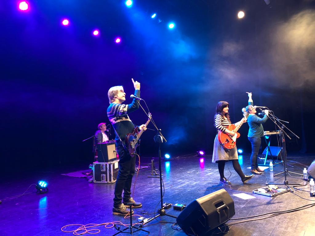 Ayer acabamos en La Felguera nuestra participación en el programa "Asturies Cultura en Rede", estamos encantados de haber sido uno de los grupos seleccionados.

Próximas citas:
S 2 enero en Avilés
D 3 enero en Mieres
D 24 enero en Madrid
#CulturaSegura 
<a href="/ep_management/">EP Management</a>