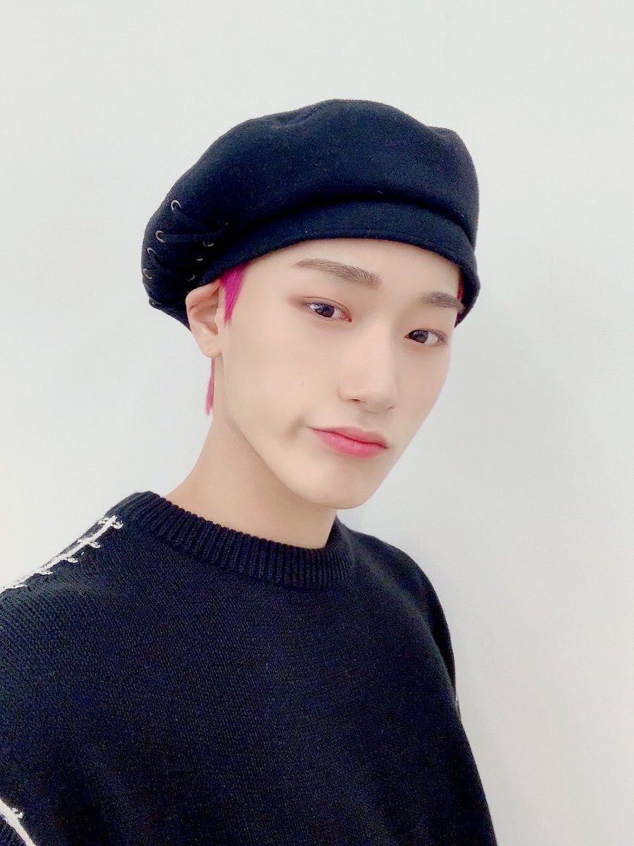 ATEEZofficial's tweet photo. [#산] 에이티니 언제든 Call Me Anytime~❤️
기대 많이 해주세요❤️
#ATEEZ #에이티즈 https://t.co/6EeaNBL4KG