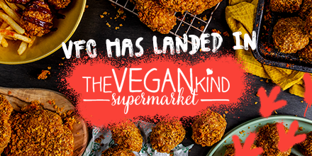 VFCfood's tweet photo. Yep - not even a month in and we've bagged our first stockist with the legends at @thevegankind 🙌

Check it out: https://t.co/oPzVklSKUj

Cheers for all your support rebels ✊ 

We're coming for you Colonel! 🐔

#VFC #VeganFriedChicken #AllMeatNoAnimal #Vegan https://t.co/o7GDtdqQyb