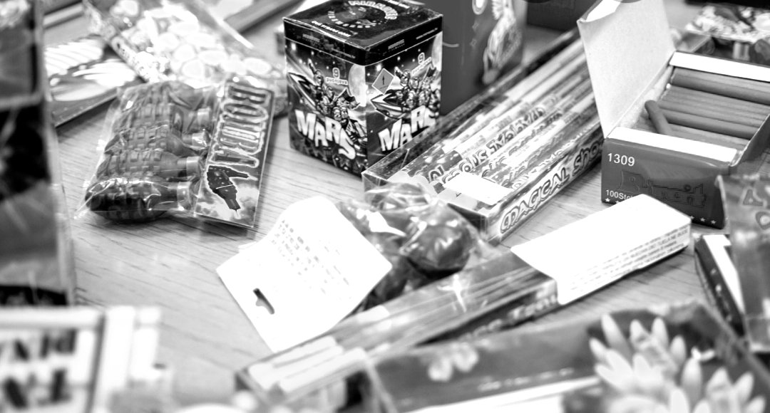 Zbog učestalih podrhtavanja tla, ljudskih stradavanja i materijalnih šteta svi smo suočeni sa strahom i neizvjesnošću. Prasak i buka pirotehnike dodatno negativno utječu na psihičko stanje svih – Suzdržite se od korištenja pirotehnike! Pomozite i na ovaj način! #potres #petrinja