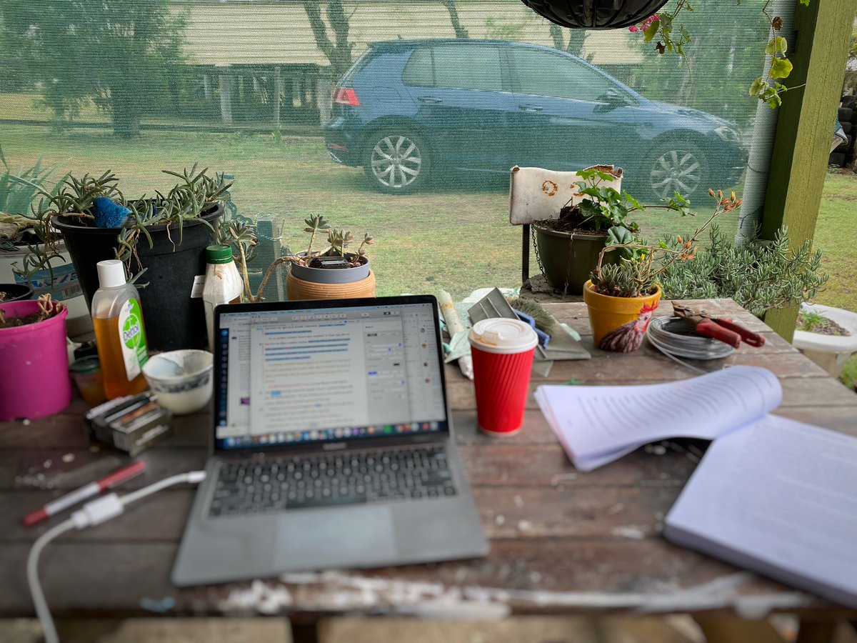 Filed my last  @SatPaper piece for the year and finished some 8500 edits on my now 90,000 word manuscript in this very pleasant spot at home but, frankly, what a fucken week and a bit.