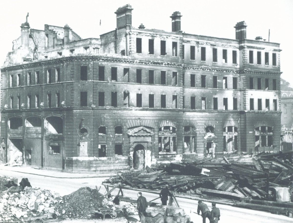 The City of London the morning after the 1940 firestorm raid. 14 fire-fighters has been killed and City Police’s A Division reduced to rubble, but the bravery shown overnight by a City of London Police Officer would subsequently lead to his being awarded the George Medal.