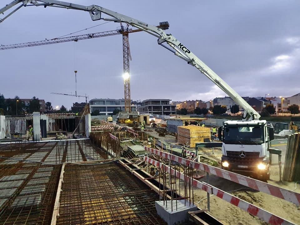 Kriscorti's tweet photo. 🏗Dernier coulage de l’année pour l’équipe d’Asic (groupe @RCRIF )
🔋À bientôt en 2021 après avoir rechargé les batteries en famille
📷®️S. Aguiar
#solindustriel #dallage #beton
https://t.co/OLPv0W6eTD https://t.co/8AUgKdy3Kb