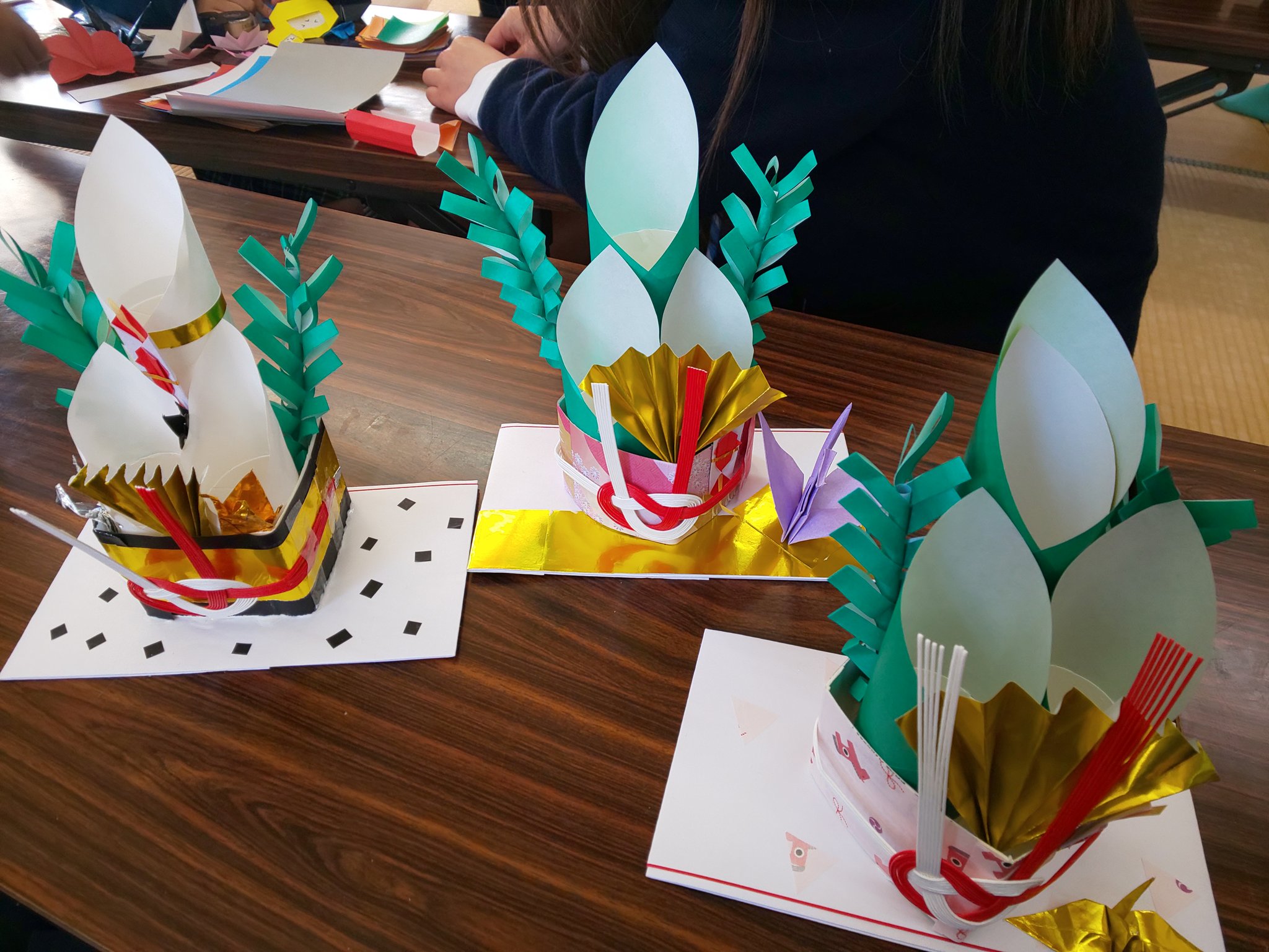 ガールスカウト埼玉県第58団 ガールスカウト みんなで 楽しく活動しました 21年が良い年になりますように お正月を迎える準備 門松 手作り 工作 牛乳パック 折り紙 トイレットペーパーの芯 冬休み T Co N8iqdrc21c Twitter