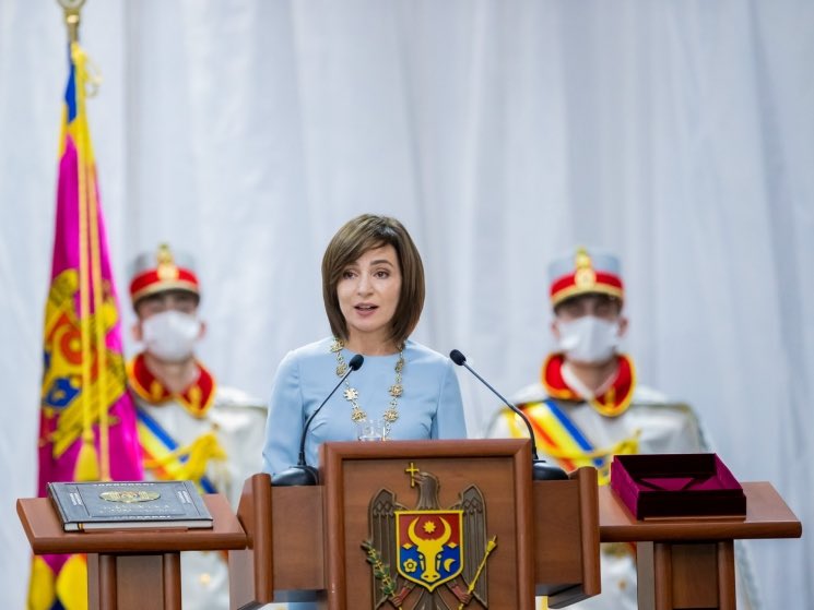  Opportunity: Election of a pro-reform president in Moldova. The victory in the second round of the opposition leader Maia Sandu, with almost one million votes, became a significant contribution to the renovation of power institutions.  https://twitter.com/jondkatz/status/1329830583778873346