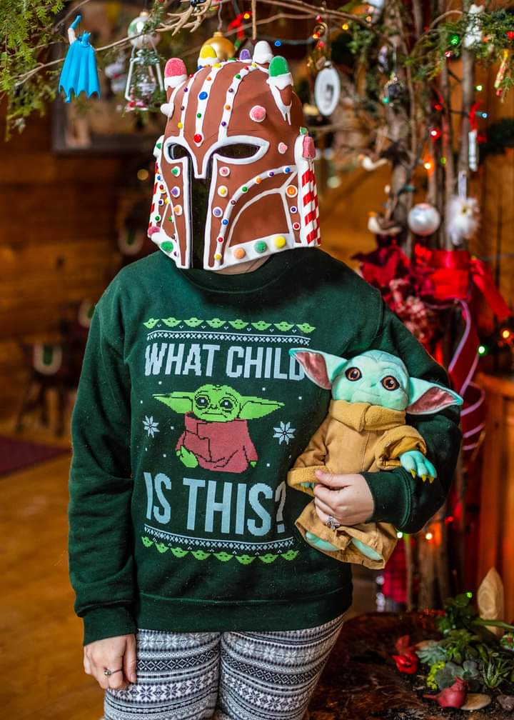 ORDER66MEXICO's tweet photo. This is the "jingle all" the way 🎄#Mandalorian #Grogu #DisneyPlus https://t.co/F2LgGAj3ni