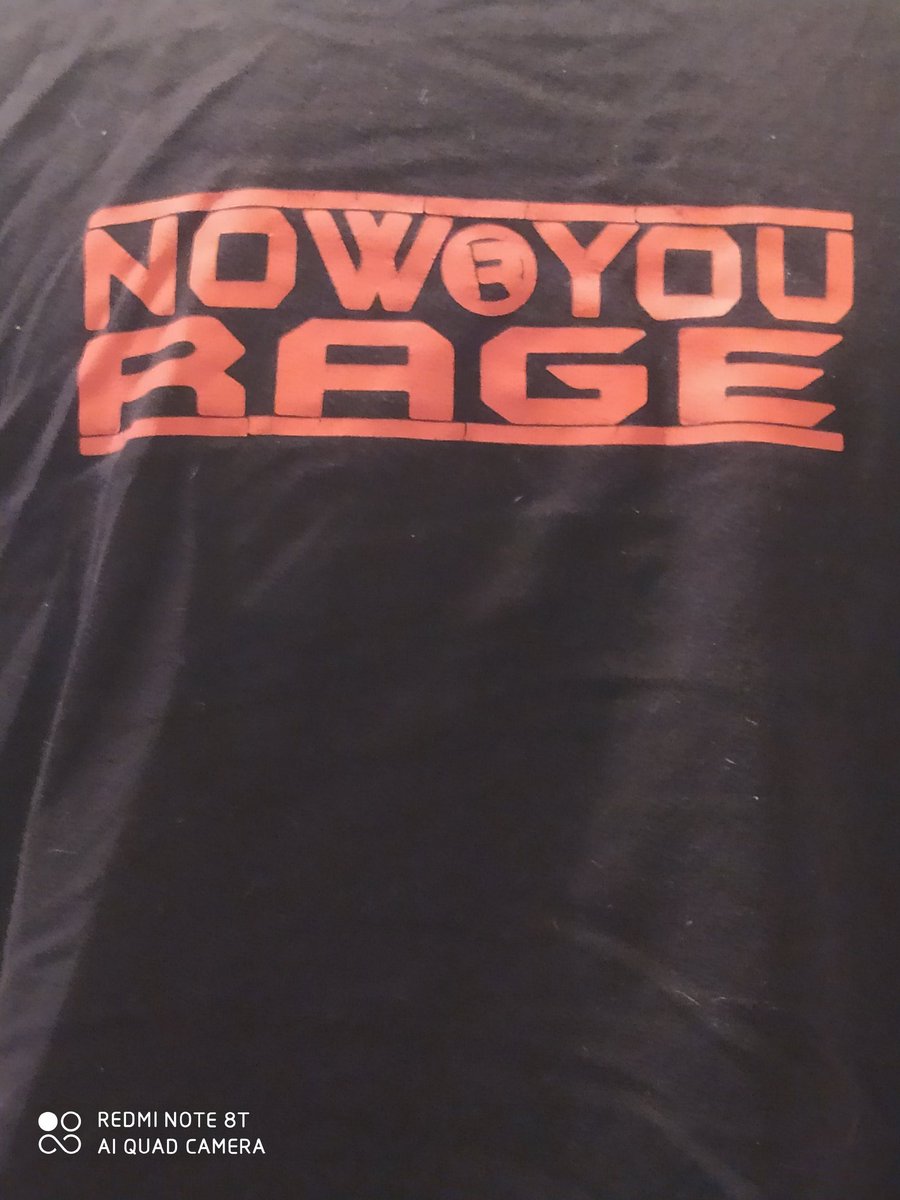 XaiorosX's tweet image. Retrouver dans le placard nostalgique @HYPNOTIK84 @Miiickyyyyyy @SebCoast @RaGe_Freddy @NowYouRaGe