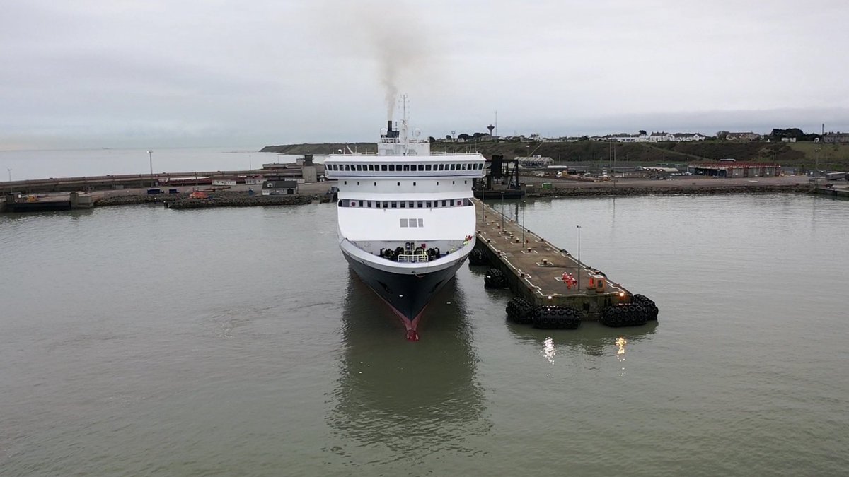 Rosslare Europort is delighted to welcome the first DFDS vessel MV Optima Seaways to our port. From January, <a href="/DFDS/">DFDS</a> will sail direct from Rosslare Europort to Dunkirk in France with 6 weekly sailings. 🛳🛳🛳
#StaySafe #saildirect #beatbrexit #congestionfree