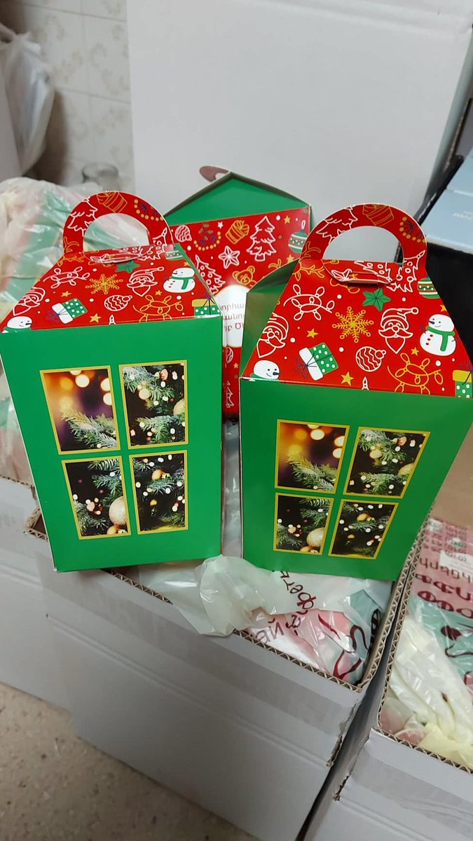 SOURCE_found_am's tweet photo. This year within the framework of  New Year events both our beneficiary children and the children from Artsakh received 100 boxes of sweets for which we are very grateful ❤
# ЧайКофф ❤️☺️ https://t.co/5GnrFHavDF