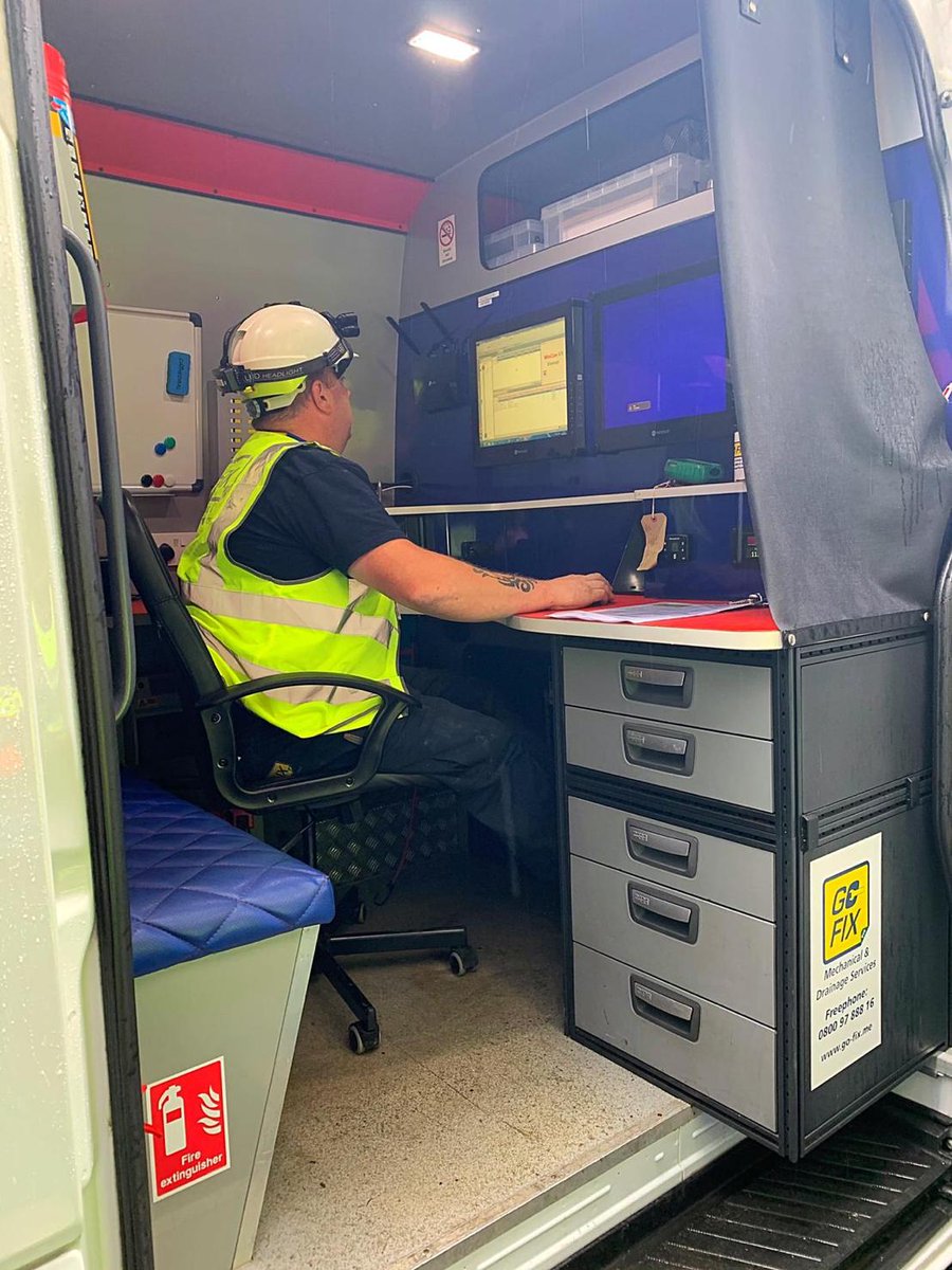 Go_FixUK's tweet image. One of our CCTV survey unit teams on site, completing below ground level drainage mapping. At Go-Fix we always operate the latest @minicamtweet WinCan software together with the most upto date survey camera equipment. 

#drainage #vacuumtankers #cctvsurvey #24hour #london