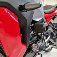 EvotechRaceTeam's tweet photo. The highly anticipated EP Crash Protection with integral mounts for the official BMW additional spotlights/headlights LED Nano kit are in stock now – grab a set before they sell out! 

Shop here 👉https://t.co/8X2iRV1SEx 

#EPCrashProtection https://t.co/3lkdBlOL0k