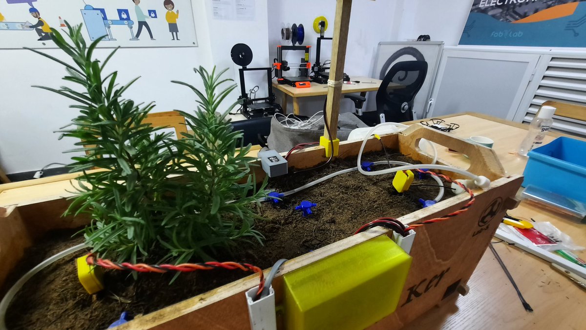 AcademySonatel's tweet photo. Une solution au #Fablab de #OrangeDigitalCenter! Et si on parlait au prochain #FabTalk Mr Touré  @abdourami ? https://t.co/PfEfJXEIxe