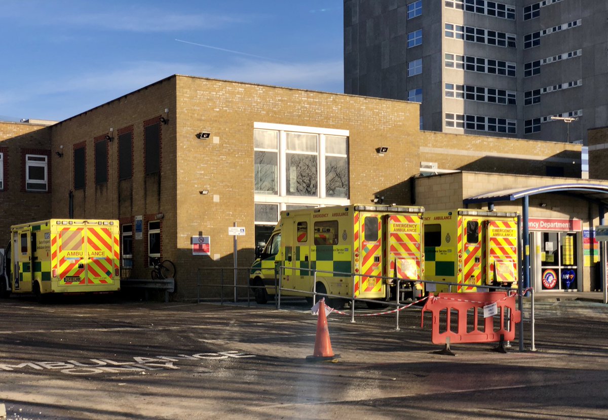 YourSouthend's tweet image. ⚠️ Major incident declared for Essex due to the pressure that coronavirus is putting on health services.

The number of Covid patients receiving treatment in Essex has now exceeded the peak of the first wave.

Patient levels are expected to increase further in the coming days.