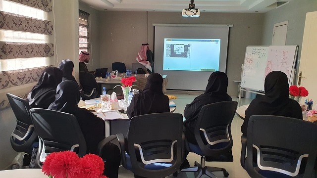 ROUGEMAGZ's tweet image. ورشة تدريبية بعنوان "تنمية الموارد المالية" لمنسوبات جمعية كيان للأيتام ذوي الظروف الخاصة rougemagz.com/?p=220995 #روج #rougemagz عبر @rougemagz #KKFoundation #كيان #أيتام #جمعية_كيان