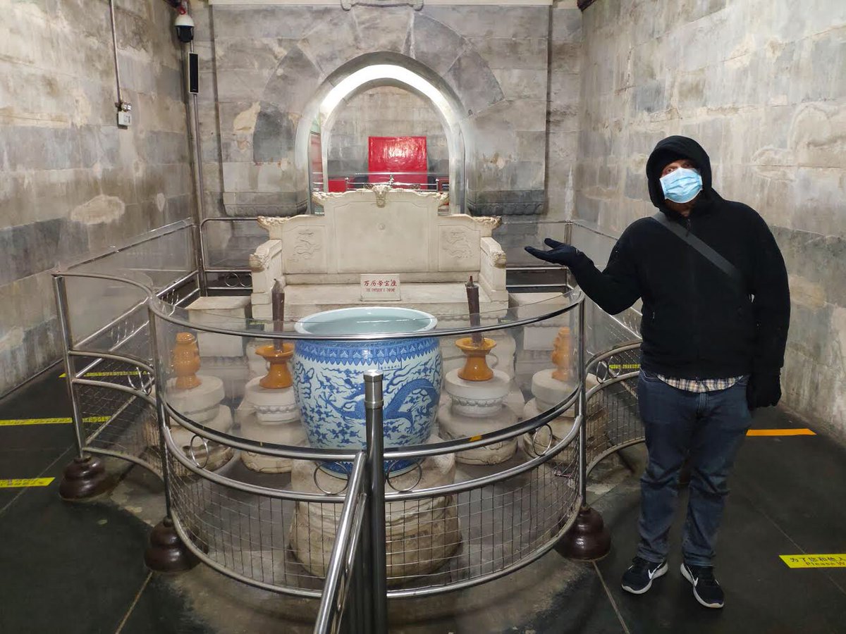 Having the place to ourself was downright spooky. It’s filled with dreary old lights and a bunch of replicas since the place was so damaged. Here’s accidental antifa-super soldier  @PMD_Global showing us some thrones.