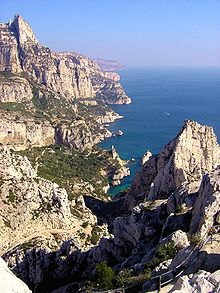 If today is getting you down, good news for you:It's time for another walk! This time, we're going to Marseille, France's largest port and one of the great Mediterranean cities Come along. We'll try to figure out what the fuck the Mediterranean is on this one: