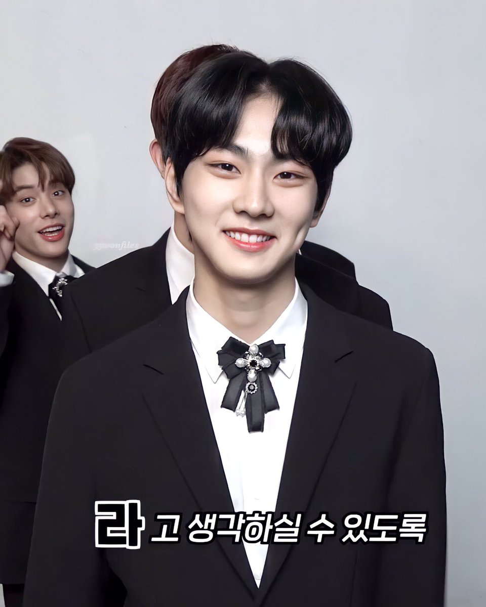 yjwonfiles's tweet photo. his dimple 😳

#JUNGWON #양정원 https://t.co/IpbOD2TcEn
