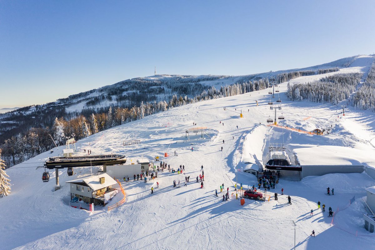 Skiën in Oost-Europa is veel goedkoper dan in de Alpen. Zeker beginnende skiërs zullen zich hier goed vermaken! Dit zijn de beste skioorden in Oost-Europa: oosteuropavakanties.nl/beste-skigebie…