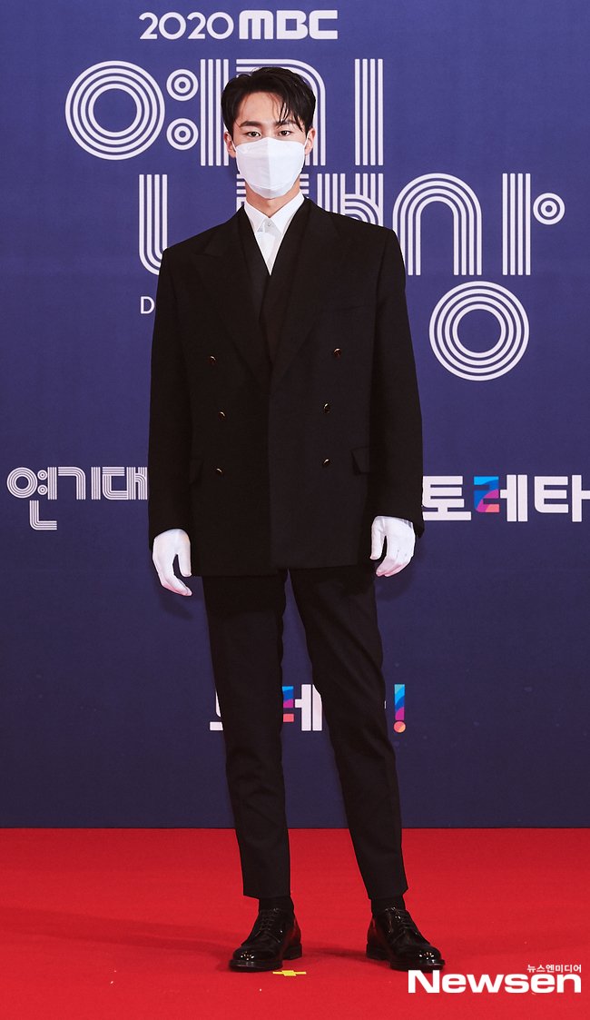 이재욱, 눈빛 카리스마[포토엔HD] (출처 : 뉴스엔 | 네이버 TV연예) naver.me/5RcaNYHJ