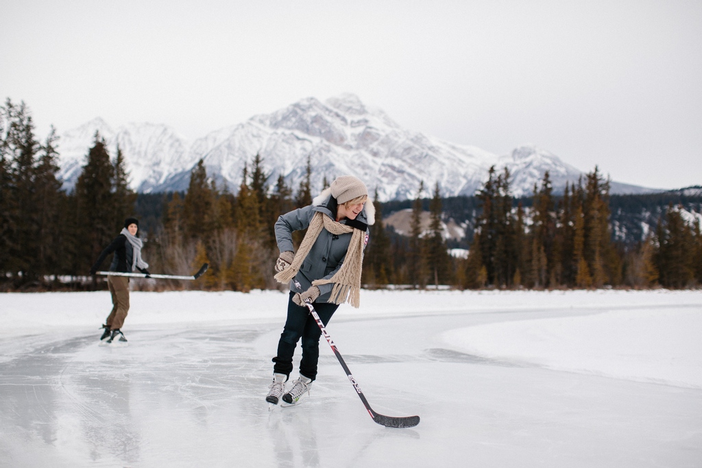 TheTrueNorthCol's tweet photo. It's the classic Canadian winter for us ✌🏼❄️

Tourism Jasper / Fairmont Jasper Park Lodge

https://t.co/siuDKINbMW

#thetruenorthcollection #luxurycanada https://t.co/gg4z6oObql