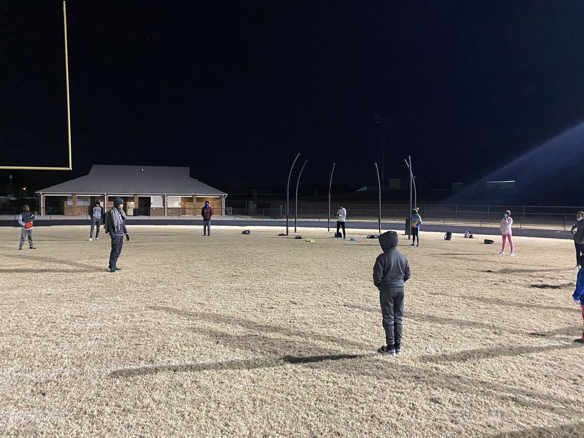 blazetrackclub's tweet photo. High Point Blaze Alum and UNC Charlotte 49er Kobe Brown @kobebbrown @CharlotteTFXC shared some encouragement and advice at Tuesday’s practice. #legacyfocused https://t.co/5nbrxK2px9
