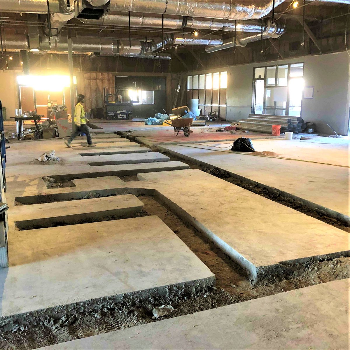 FalconConstNRGC's tweet photo. What does it take to get a floor ready during a #buildout? #hardwork, #patience, and a drill. We're prepping the floor for @mysalonsuite. It's ongoing, and it will result in a beautiful floor in a modern #officespace for #creativeprofessionals 🙌
#falconconstructionllc https://t.co/1c9vzGrkat
