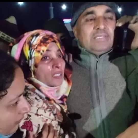 Ahmjee's tweet photo. اڄ جيڪڏهن بشير خان قريشي زندا هجي ها ته سنڌ جو نياڻيون ائين روڊن تي دربدر نه ٿين ها افسوس سنڌ قوم پرست اڳواڻن تي  💔😭😭
#wewantjustice https://t.co/QSwsFcZXY2