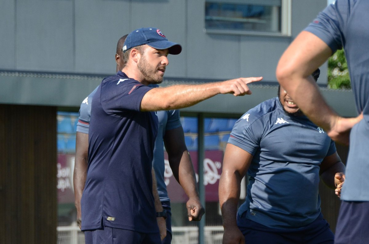 UBBrugby's tweet photo. ✍️ PROLONGATION

Notre entraîneur des avants, @Julien_LAIRLE, prolonge pour deux saison supplémentaires !

➡️ https://t.co/tMreEb7hAw

#ILOVEUBB #Bordeaux https://t.co/Mg14AAqhNA