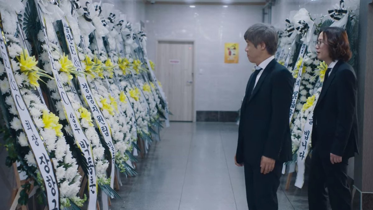 Sanghoon spending his savings for halmeoni's funeral, a woman he has never met, buying her condolences flowers and calling all their best friends and soccer team to pay respects was a selfless act that may have given his life a new meaning. Kindness will never leave you empty. 