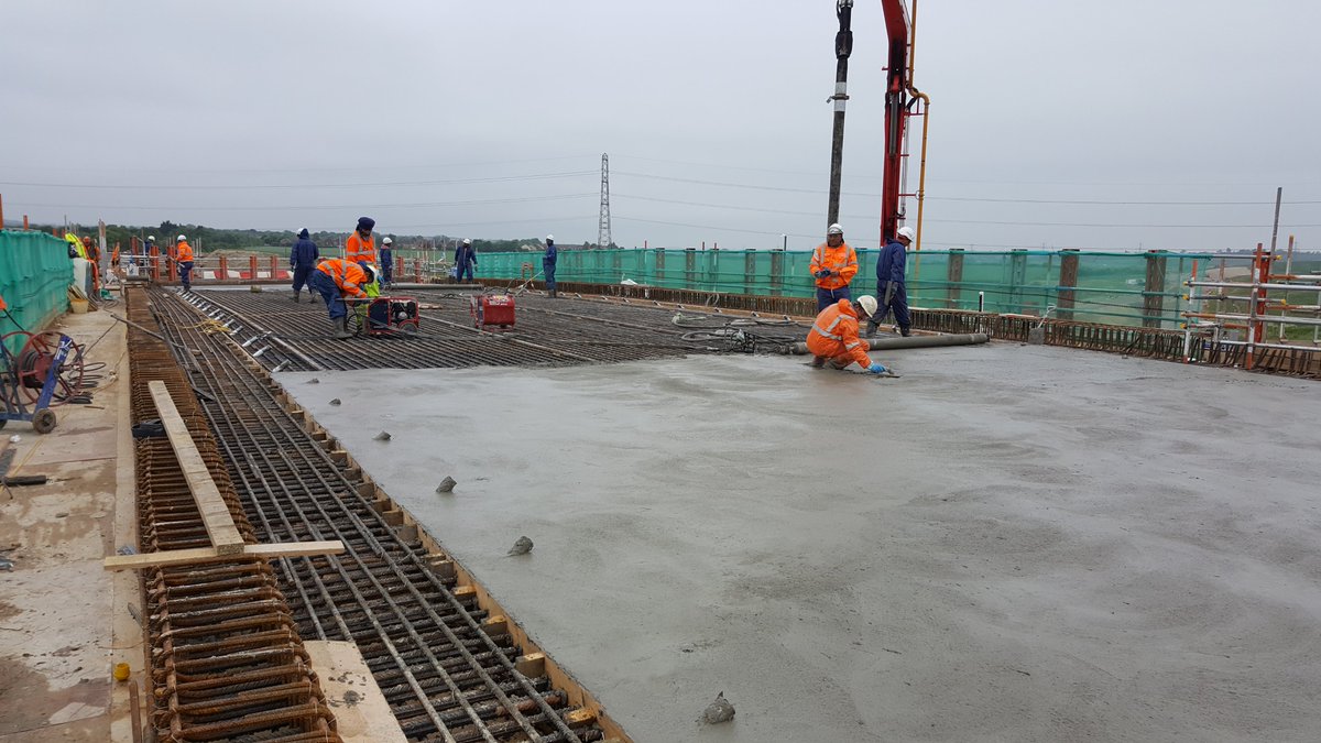 Building online overbridges lends itself to beam & slab decks. The walls can be built either side of the road/rail, and the beams installed on night closures. The deck is then cast and the bridge is structurally sealed.