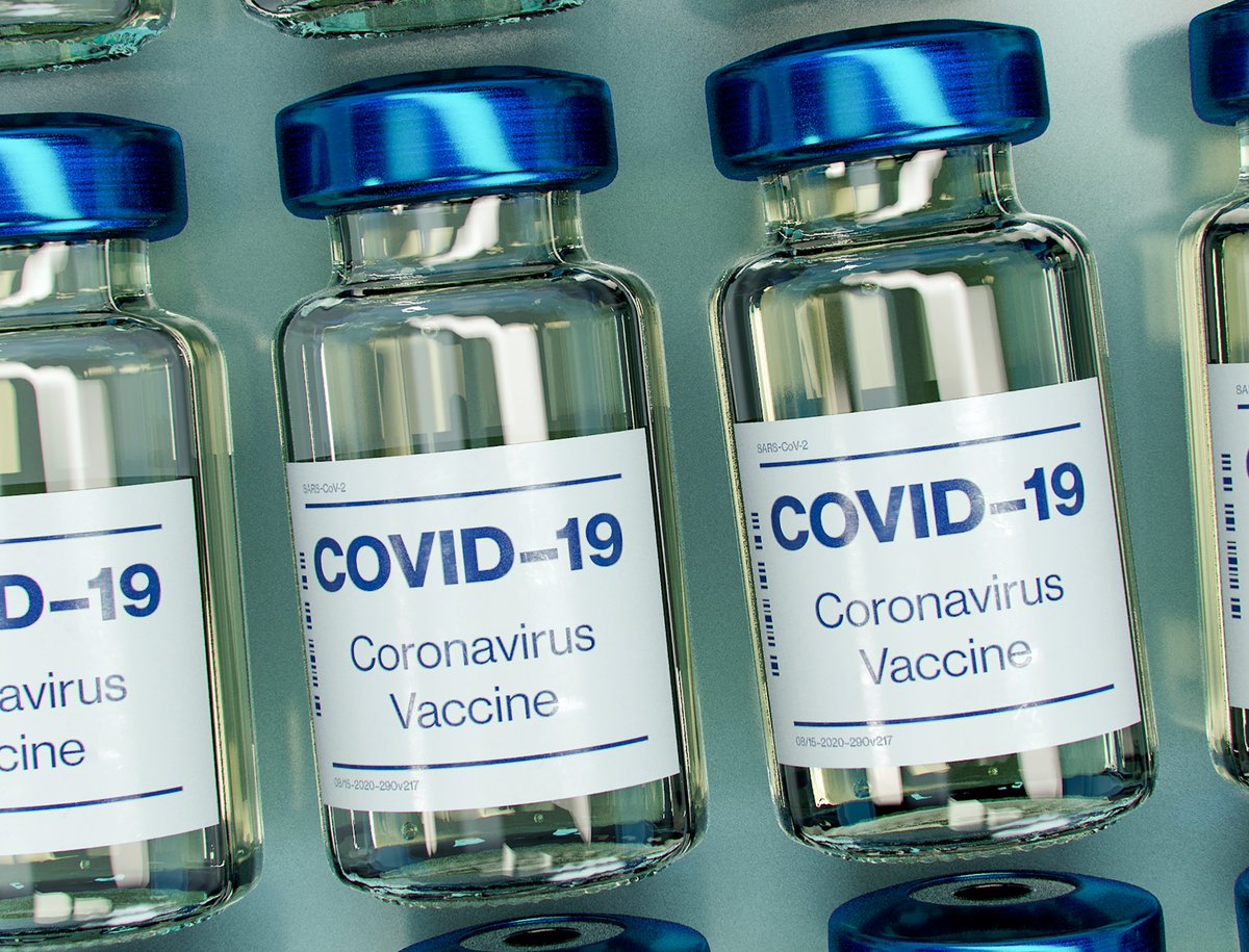 venvnvs's tweet photo. Vaccinatie tegen covid19 is niet ver weg meer. Het bestuur van V&amp;VN VS heeft zich verdiept in het onderwerp en reflecteert met een artikel en een interview op het onderwerp:
https://t.co/kocwEreEjW
https://t.co/05YqlU39QJ
#covid19 #vaccinatie https://t.co/bLFKQ9STGB